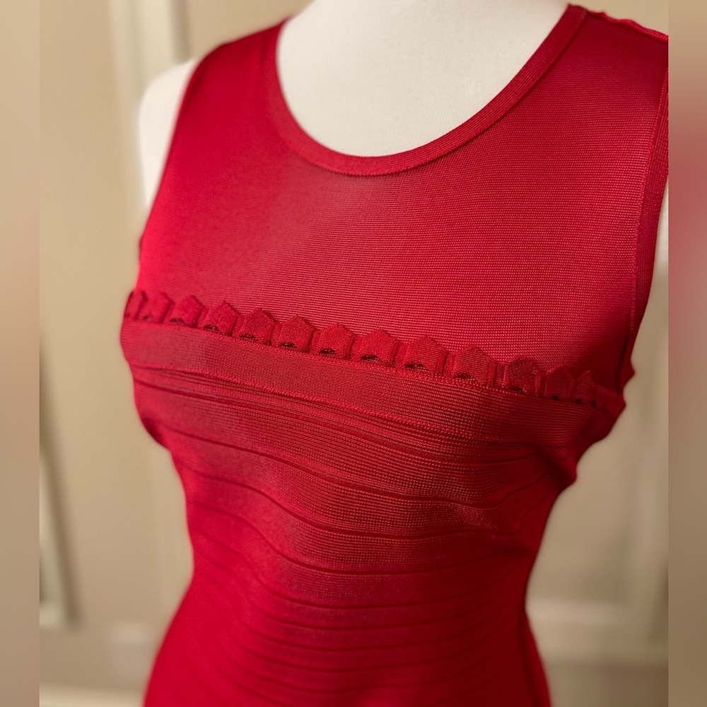 Herve Leger by Max Azria red valentine bodycon dress - Picture 4 of 14